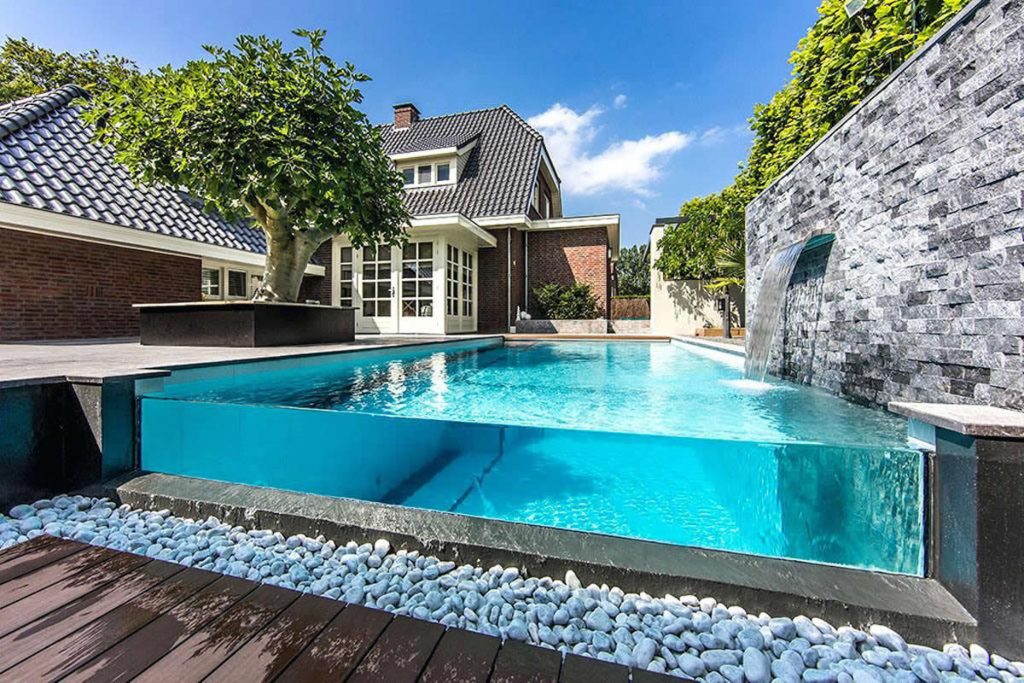 10 Ideas for creating a backyard mini pool