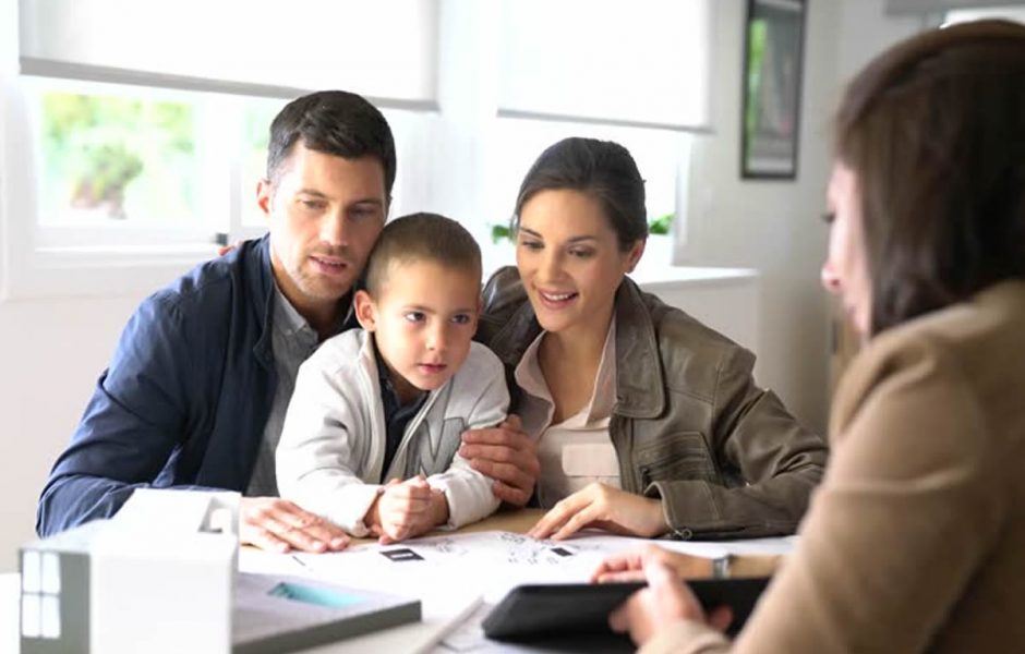 Why a professional in your team is necessary when planning for building your house?